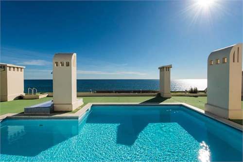 # 8425733 - £275,745 - 2 Bed Penthouse, Estepona, Malaga, Andalucia, Spain