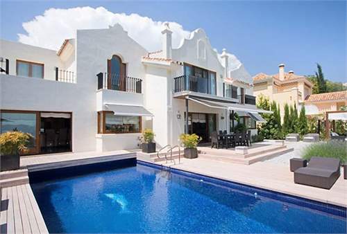 # 8470014 - £1,838,298 - 4 Bed Villa, Benahavis, Malaga, Andalucia, Spain