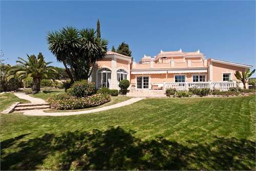 # 8702672 - £1,527,538 - 6 Bed Villa, Marbella, Malaga, Andalucia, Spain