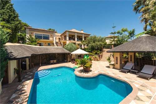 # 8704285 - £2,363,526 - 5 Bed Villa, Puerto Jose Banus, Malaga, Andalucia, Spain