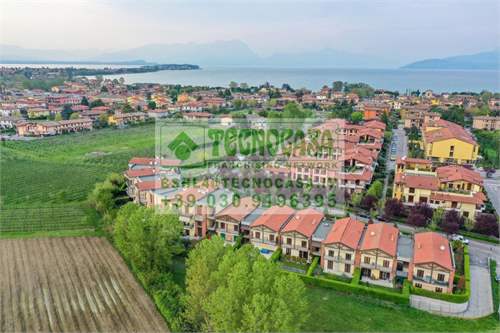 # 41582096 - £135,684 - 2 Bed , Sirmione, Brescia, Lombardy, Italy