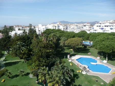 # 20660806 - £1,225,532 - 3 Bed Apartment, Puerto Jose Banus, Malaga, Andalucia, Spain