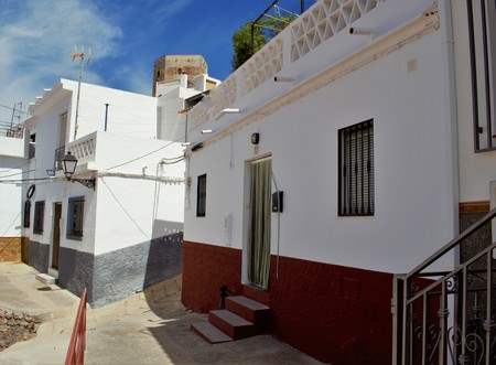 # 25680120 - £54,274 - 2 Bed Townhouse, Velez de Benaudalla, Province of Granada, Andalucia, Spain