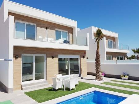# 27566220 - £235,477 - 3 Bed Villa, San Pedro del Pinatar, Province of Murcia, Region of Murcia, Spain