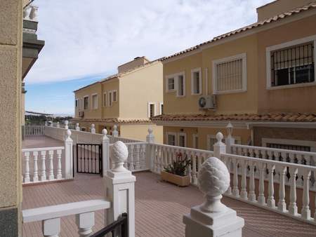 # 27725959 - £78,780 - 2 Bed Apartment, Guardamar del Segura, Province of Alicante, Valencian Community, Spain