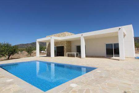 # 30064486 - £191,708 - 3 Bed Villa, La Romana, Province of Alicante, Valencian Community, Spain