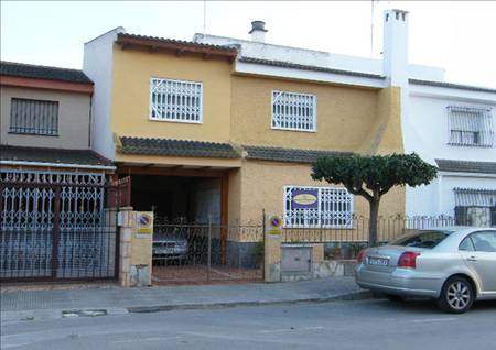# 30064521 - £170,699 - 4 Bed Townhouse, Almoradi, Province of Alicante, Valencian Community, Spain