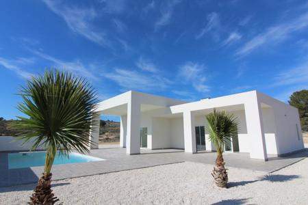 # 31620104 - £191,708 - 3 Bed Villa, Pinoso, Province of Alicante, Valencian Community, Spain