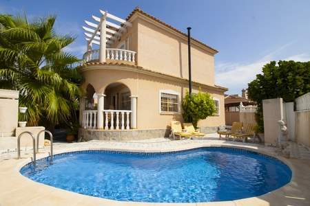 # 32046561 - £83,161 - 2 Bed Villa, Torrevieja, Province of Alicante, Valencian Community, Spain