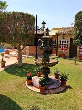 # 33120865 - £561,994 - 6 Bed Villa, Torrevieja, Province of Alicante, Valencian Community, Spain