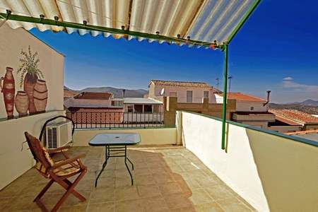 # 33991897 - £49,459 - 3 Bed Townhouse, Jaen, Andalucia, Spain