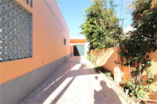 # 37628128 - £214,468 - 3 Bed Townhouse, Spain