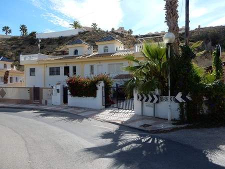 # 9532601 - £129,556 - 2 Bed Villa, Guardamar del Segura, Province of Alicante, Valencian Community, Spain