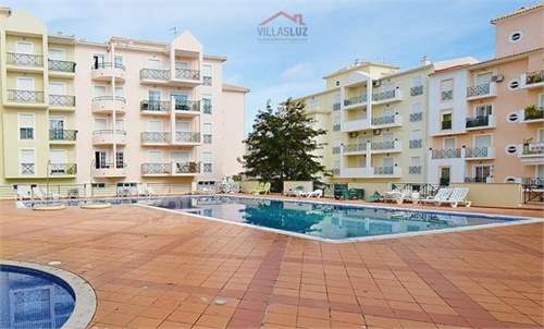 # 37304437 - £196,961 - 2 Bed Apartment, Armacao de Pera, Silves, Faro, Portugal