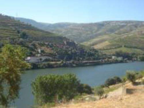 # 38143493 - £1,795,900 - Development Land, Alijo, Vila Real, Portugal