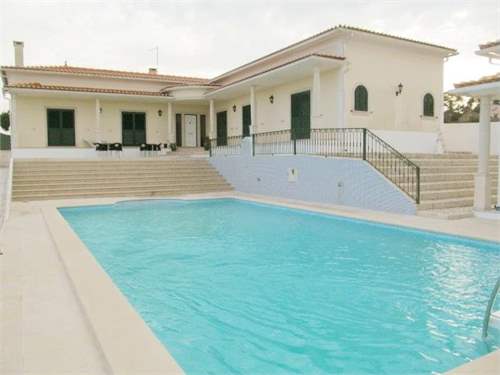 # 38417573 - £507,720 - 3 Bed House, Caldas da Rainha, Leiria, Portugal