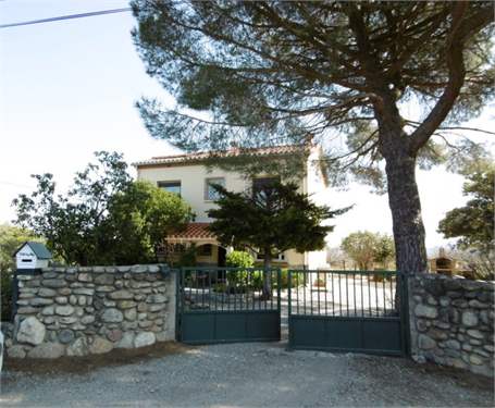 # 41639347 - £305,508 - 4 Bed , Ceret, Pyrenees-Orientales, Languedoc-Roussillon, France