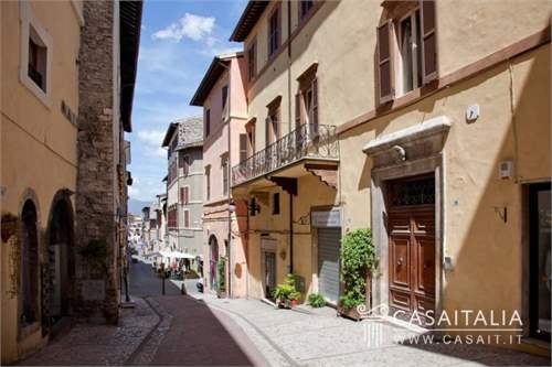 # 25244130 - £205,714 - 5 Bed Apartment, Spoleto, Perugia, Umbria, Italy