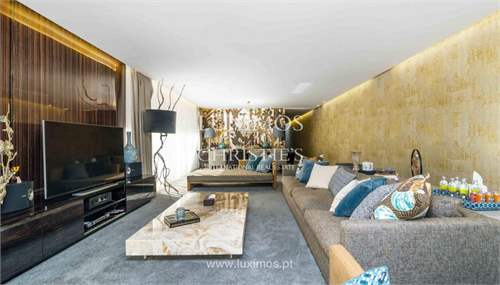# 31148675 - £604,012 - 4 Bed House, Laundos, Povoa de Varzim, Porto, Portugal