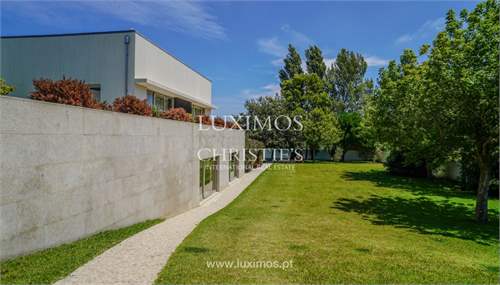 # 41705816 - £1,400,608 - 5 Bed , Laundos, Povoa de Varzim, Porto, Portugal