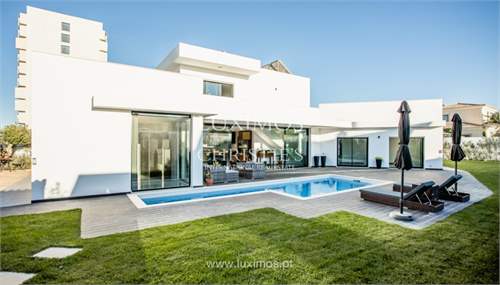 # 41707946 - £2,184,073 - 3 Bed , Lagos, Faro, Portugal