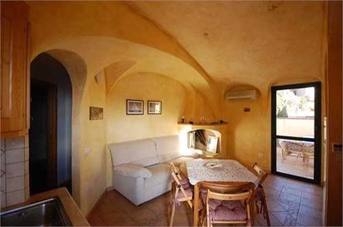 # 9798088 - £210,091 - 3 Bed Apartment, La Maddalena, Olbia-Tempio, Sardinia, Italy