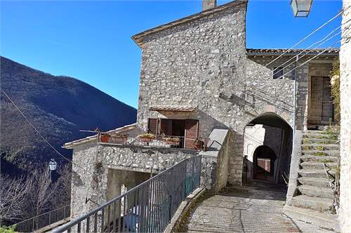 # 27066522 - £20,134 - 1 Bed House, Sant'Anatolia di Narco, Perugia, Umbria, Italy