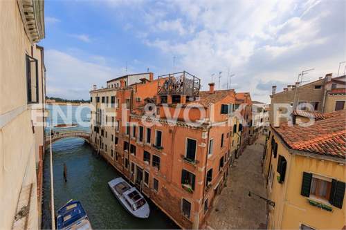 # 41652464 - £490,213 - 5 Bed , Venice, Veneto, Italy