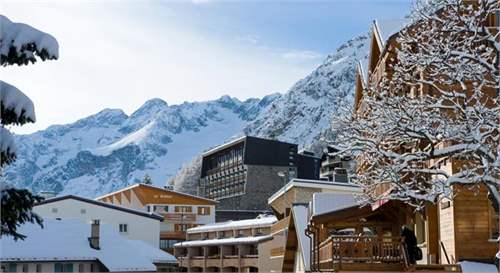 # 27753341 - £30,638 - Hotels & Resorts
, Les Deux Alpes, Isere, Rhone-Alpes, France