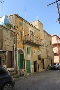 # 28191911 - £19,254 - 2 Bed Townhouse, Cianciana, Agrigento, Sicily, Italy