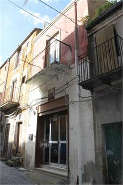 # 28191913 - £55,149 - 3 Bed Townhouse, Cianciana, Agrigento, Sicily, Italy