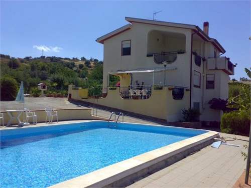 # 28215987 - £258,237 - 3 Bed Villa, Cianciana, Agrigento, Sicily, Italy