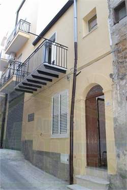 # 28238753 - £56,900 - Townhouse, Cianciana, Agrigento, Sicily, Italy