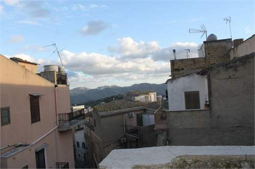 # 30516282 - £17,070 - 2 Bed Townhouse, Cianciana, Agrigento, Sicily, Italy