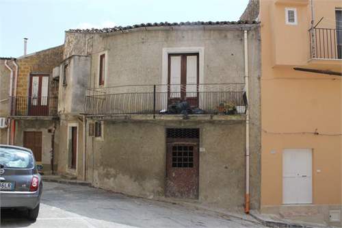 # 31148042 - £33,264 - 3 Bed Townhouse, Cianciana, Agrigento, Sicily, Italy