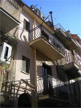 # 31555019 - £30,638 - 3 Bed Townhouse, Cianciana, Agrigento, Sicily, Italy