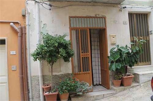 # 33803902 - £41,143 - 3 Bed Townhouse, Cianciana, Agrigento, Sicily, Italy