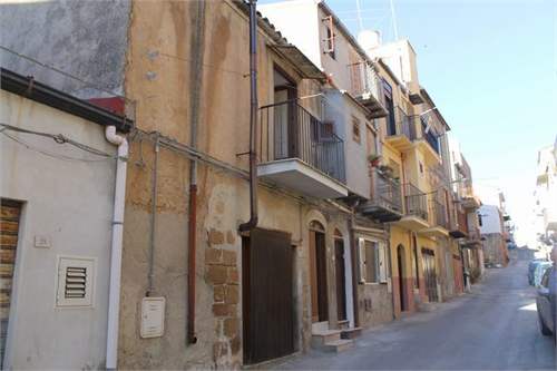 # 34766077 - £21,447 - 2 Bed Townhouse, Cianciana, Agrigento, Sicily, Italy