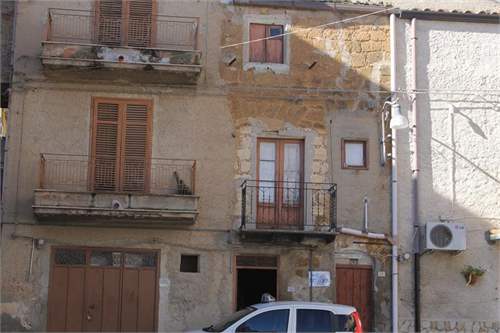 # 34984149 - £15,319 - 2 Bed Townhouse, Cianciana, Agrigento, Sicily, Italy