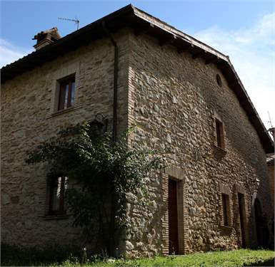 # 17916229 - £50,772 - 2 Bed House, Sellano, Perugia, Umbria, Italy