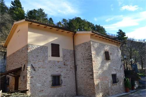 # 17916252 - £138,310 - 3 Bed House, Perugia, Umbria, Italy