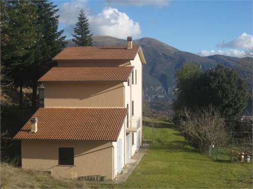 # 17916273 - £253,860 - 7 Bed House, Perugia, Umbria, Italy