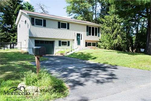 # 25512841 - £152,775 - 3 Bed , Colonie, Albany County, New York, USA