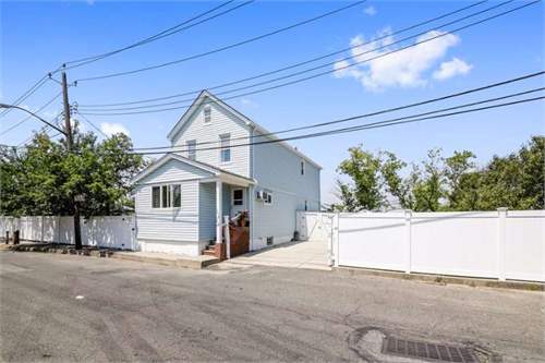 # 27674286 - £474,716 - 3 Bed , Howard Beach, Queens County, New York, USA