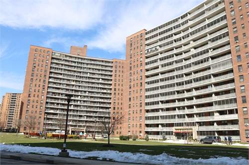 # 27792251 - £335,443 - 2 Bed , Rego Park, Queens County, New York, USA