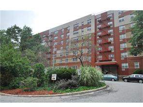 # 27971326 - £199,568 - 2 Bed , Yonkers, Westchester County, New York, USA