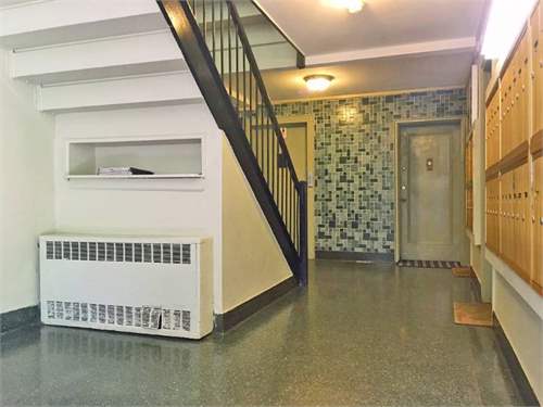 # 28107898 - £135,027 - 2 Bed , Bronxville, Westchester County, New York, USA