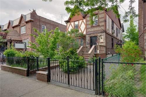 # 28127484 - £2,029,645 - 10 Bed , Rego Park, Queens County, New York, USA
