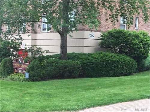# 28191572 - £182,583 - 2 Bed , Yonkers, Westchester County, New York, USA