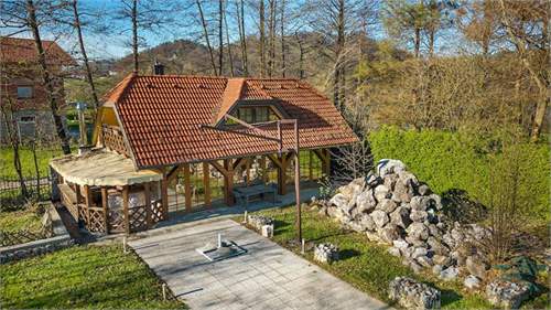 # 41691621 - £372,037 - 3 Bed Estate, Rakitovec, Sentjur pri Celju, Slovenia